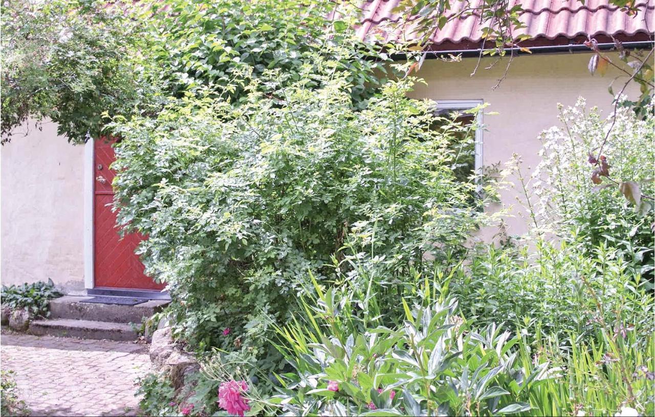 1 Bedroom Beautiful Home In Tomelilla Exterior foto